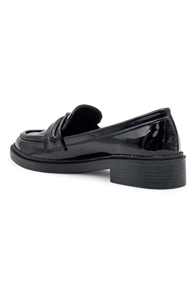 TRENDY 0701 Buckle Detail Patent Leather Women's Loafer