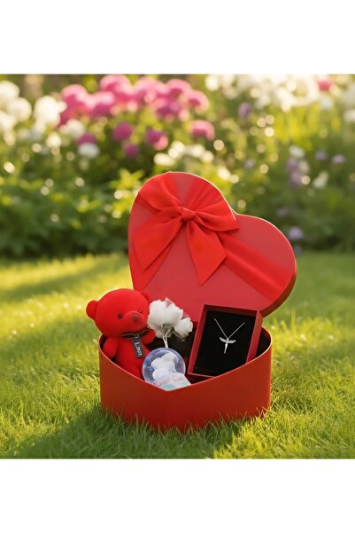 elovya Kırmızı Kalpli Hediye Kutusu – Sevgiliye özel 1.sınıf kolye
