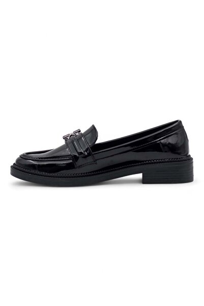 TRENDY 0701 Buckle Detail Patent Leather Women's Loafer