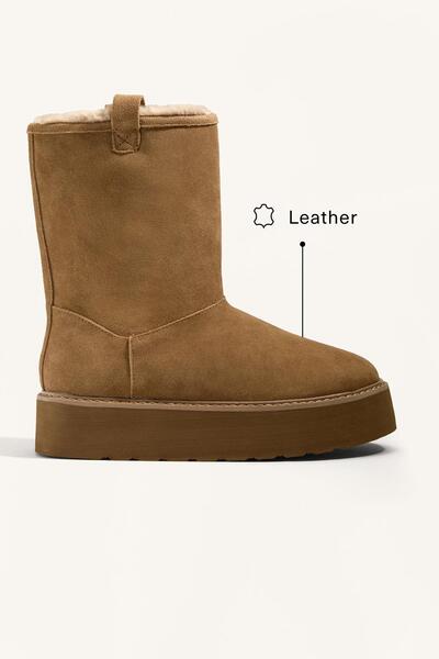 Oysho Split-leather platform boots