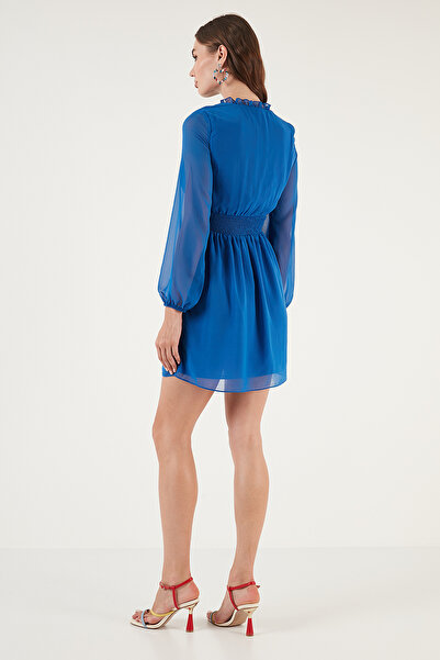 Lela Rochie mini de seară din șifon, cu decolteu în V, cu ajustare normală, cu detaliu de nasturi, ROCHIE 611EL01433