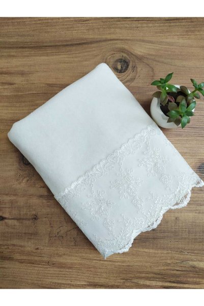 Çeyiz Bahçesi Prosop cremă din catifea 50&90