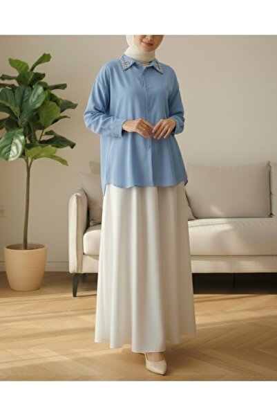 Modamorfo قميص كاجوال بأزرار وتفاصيل حجرية على الياقة - أزرق فاتح