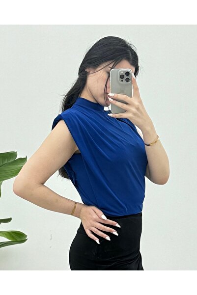 Modamorfo Zero Sleeve Padded Sandy Blouse -Saks