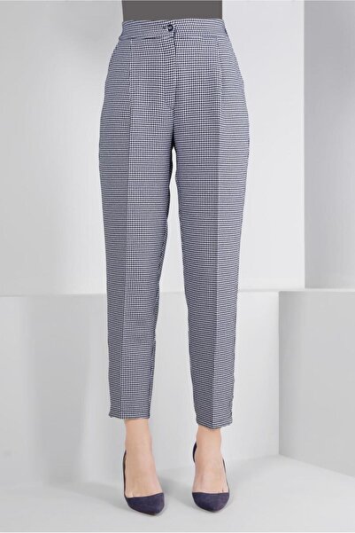 Alvina Classic Pants with Hawkbeak Pattern 70437