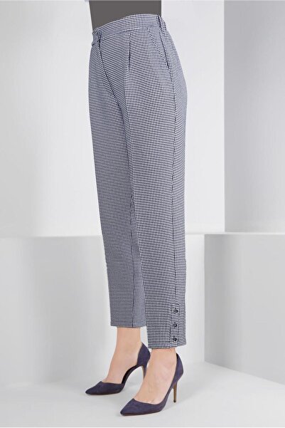 Alvina Classic Pants with Hawkbeak Pattern 70437