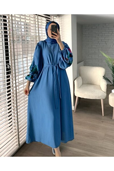 Modamorfo Φόρεμα με κεντημένη ζώνη με μπαλόνια στα μανίκια - Σκούρο μπλε