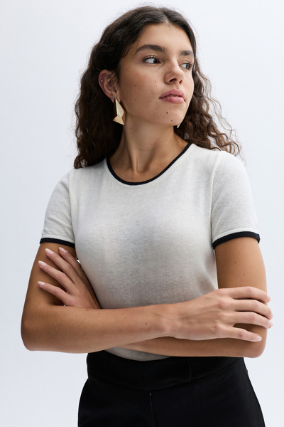 Mudo Crew Neck Short Sleeve Knit T-Shirt