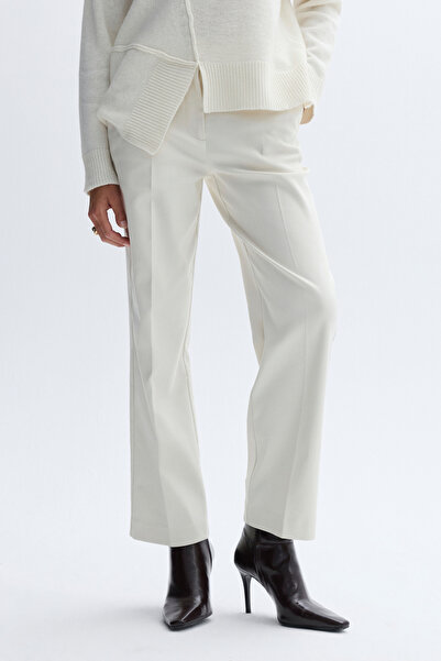 Mudo Cropped Fit Classic Pants