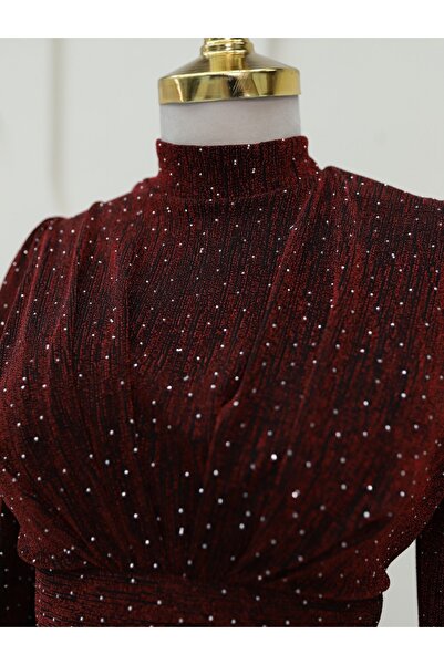 Modamorfo Βραδινό φόρεμα μπορντό - Με φτερά στα μανίκια και διπλή ουρά στο μπροστινό μέρος