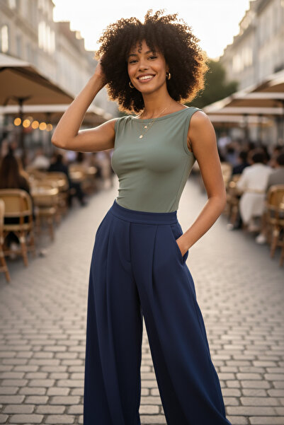 Moda Hour Bluză de damă cu decolteu barcă, cu mâneci zero, crop top kaki