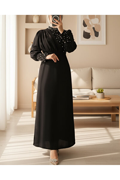 Modamorfo Dvouřadé krepové šaty s perleťovým detailem - černé