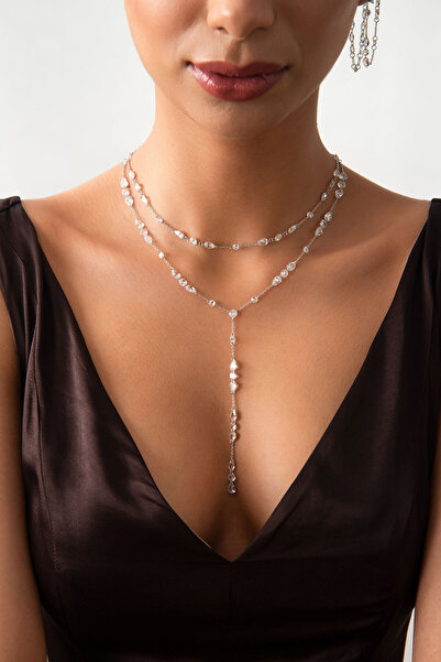 SOCIETA Gümüş Uzun kristal ve ışıltılı taş detaylı 925 ayar gümüş kolye 57