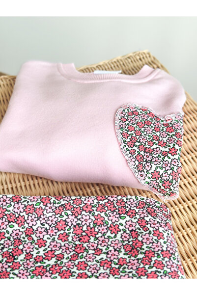 Pinkitokids Flower Printed Heart Detailed Sweatshirt and Leggings Set