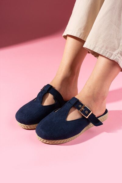 FUGA MODA Γυναικείες παντόφλες Sabrosa Navy Blue Suede με κλειστό μπροστινό μέρος με αγκράφα