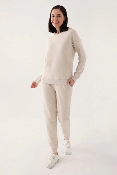 Arnetta Stylish White Women's Tracksuit Set