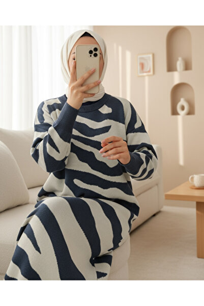 Modamorfo Hasított mintás kötöttáru ruha