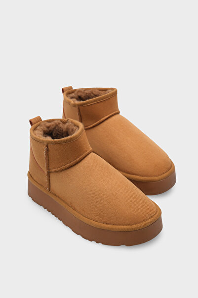 Capone Outfitters Μποτάκια με χοντρή σόλα, στρογγυλά δάχτυλα, μαύρα σουέτ μποτάκια