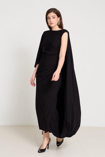 Setre Black Full-Fit Dress with Gathered Waist and Shoulder and Accessory Detailing