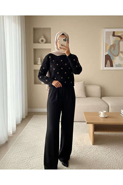 Modamorfo Pletený svetr s bambulí s přední částí a rukávy – černý