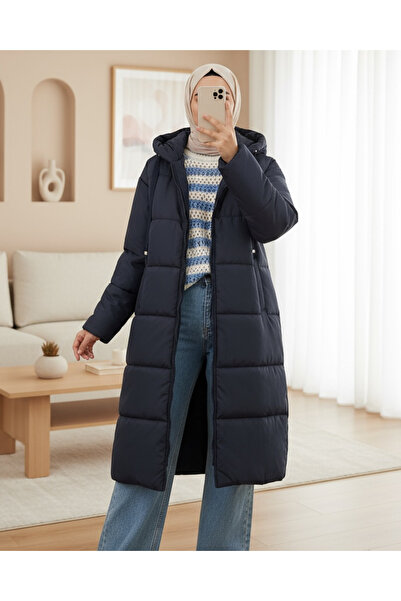 Modamorfo Довгий пальто з фіксованим капюшоном і деталями у вигляді пташиних очей - Laci