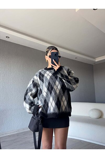 nathia outdoors Baklava Desenli Yandan Ve Koldan Yırtmaç Detaylı Oversize Kazak