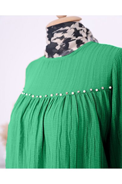 Modamorfo Alkalmi tunika gyöngyökkel, kövekkel és gombokkal az ujjú köntösön