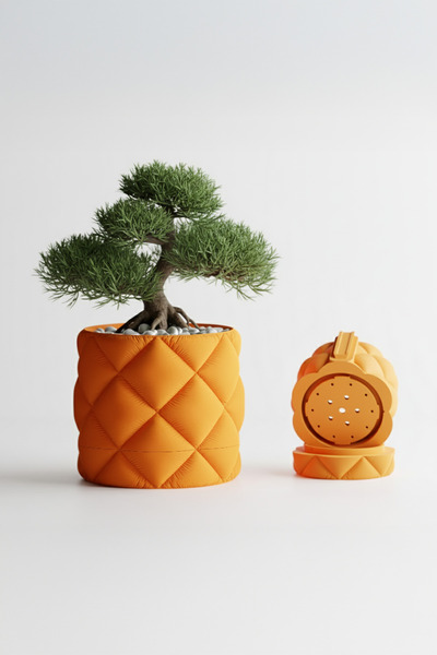 OEM Exclusive wall planter – Quilted Elegance design, Amber Glow color