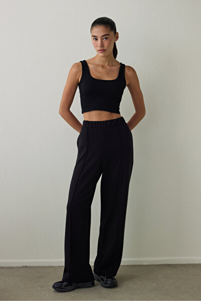 Penti Μαύρο παντελόνι jogger με ραβδώσεις με φαρδύ πόδι