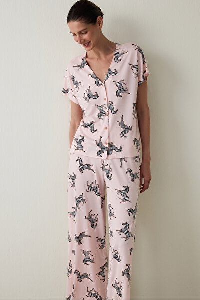 Penti Aging Hellrosa Pyjama-Set mit Hemdkragen und Kollageneffekt