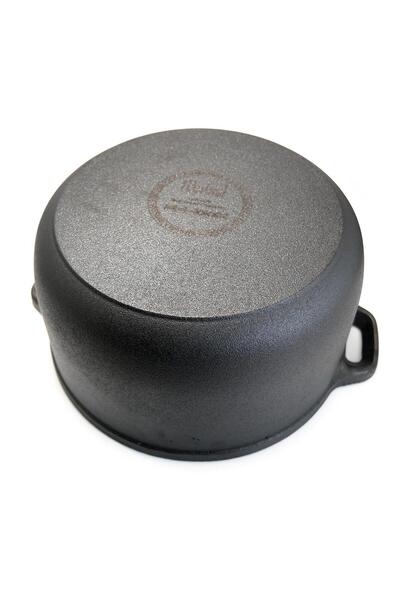 Perfect Home Cast iron pot with lid and wooden spoon, 7 L