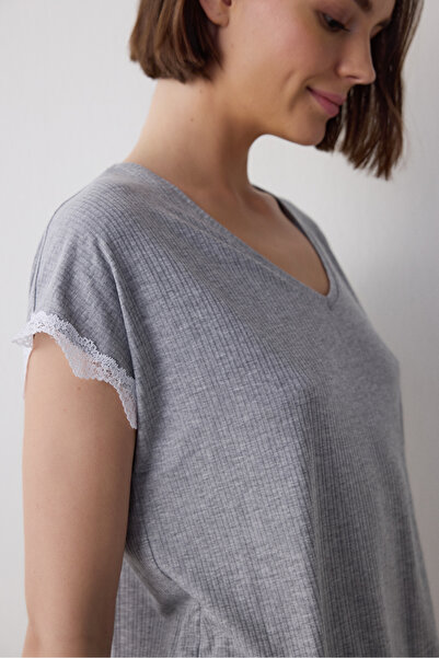 Penti Gray Melange Lilah Ruched V Neck Short Sleeve Capri Pajama Set