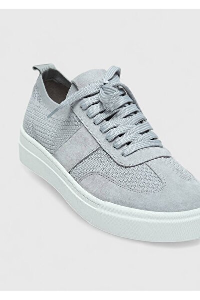 Ramsey Light Gray Suede Sneakers