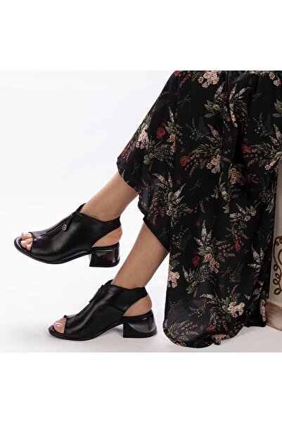 TwoEgoist Kadın Hakiki Deri Siyah Klasik Topuklu Fermuarlı Sandalet