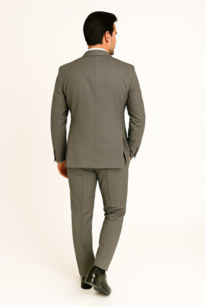 BLU 190's Klasik Takım Elbise