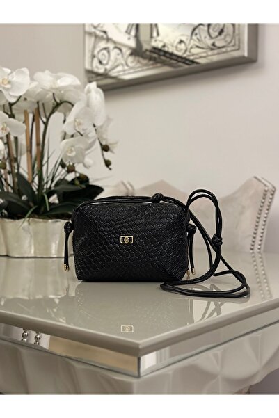 mossi Μαύρη γυναικεία τσάντα ώμου χιαστί με λεπτομέρεια με μαλακό κόμπο