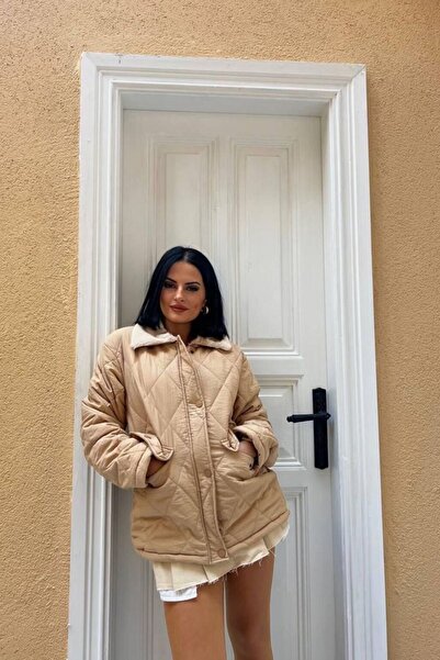 comstar Kadın Kürk Yaka Baklava Desenli Kapitone Bej Ceket