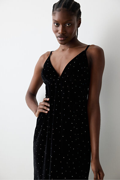 Penti Party Velvet Black Dress