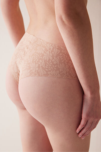 Penti # Izbırakmaz Láthatatlan Lézerrel Vágott Csipkés Csípőfazonú Bézs Hipster Bugyi