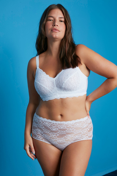 Penti Beauty Lace Highrise Slip Bugyi