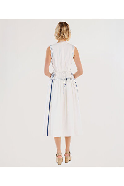 Yargıcı Nakış Detaylı Kolsuz Uzun Elbise