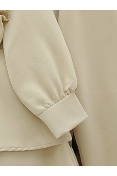 Modamorfo Kimono Suit with Ruffled Front, Lace-Up Skirt and Layered Trousers - Cream