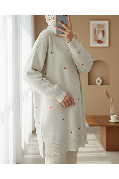 Modamorfo Knitwear Tunic with Slit Hearts Embroidered on the Sides - Stone