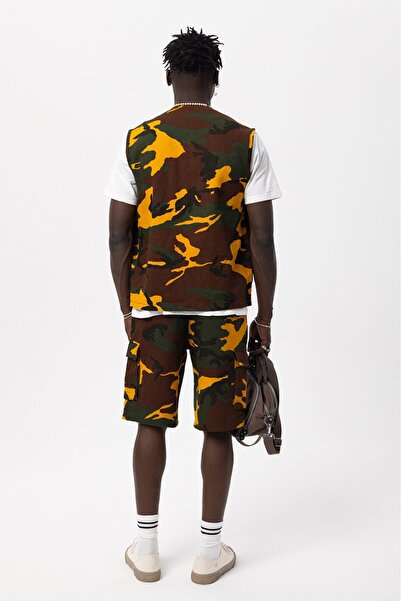 Plus Eighteen Of the System Camouflage Men's Shorts