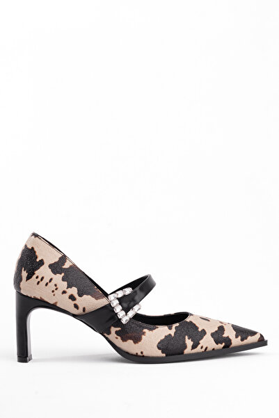 Tasarım Elegant with Its Patterned Buckle, Modern Style, Stylish Everyday Hig...