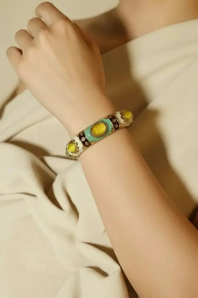 Maren Store Vip Authentic Vintage Handcuffs