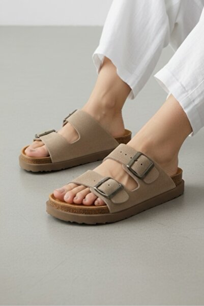 Land of Cork شبشب نسائي من الجلد السويدي بنعل من الفلين الطبيعي التشريحي