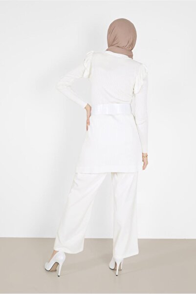 Alvina ΠΛΕΚΤΟ ΤΟΥΝΙΚ ΜΕ ΠΑΤΕΡΙΚΟ ΣΧΕΔΙΟ ΚΑΙ ΚΡΕΜΑΣΜΕΝΟ ΣΤΟ ΣΤΡΟΓΓΥΛΟ ΠΡΟΣΩΠΟ 42042