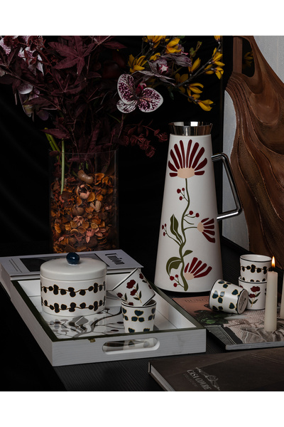 Blends Date Bowl with lid from Deliona