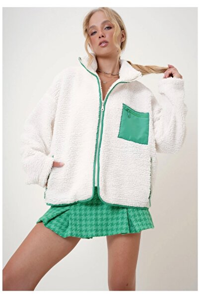 NEW STATION سترة جديدة من القطيفة